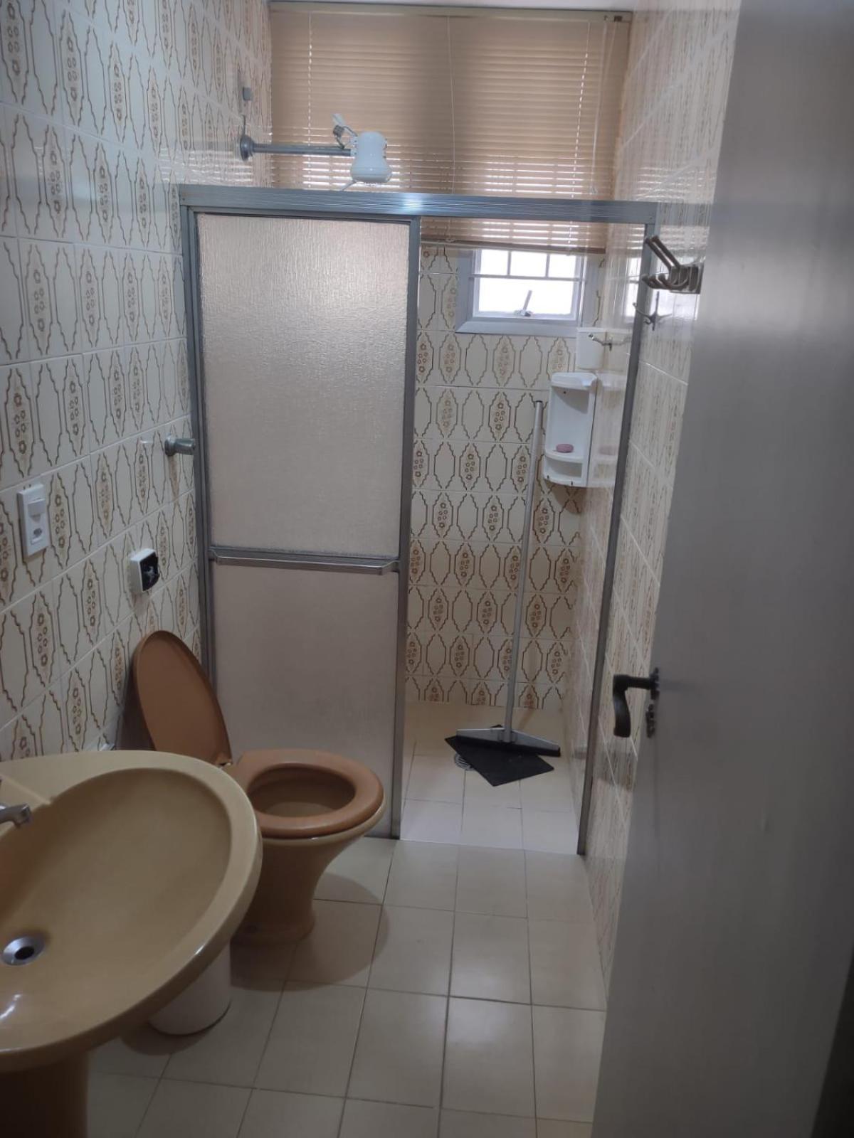 Apto Terreo Em Ubatuba, A 50 Metros Do Mar Apartamento *